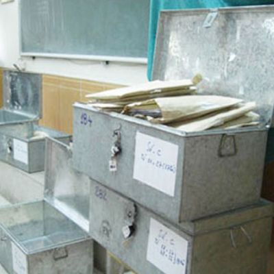 Thùng kiện sắt